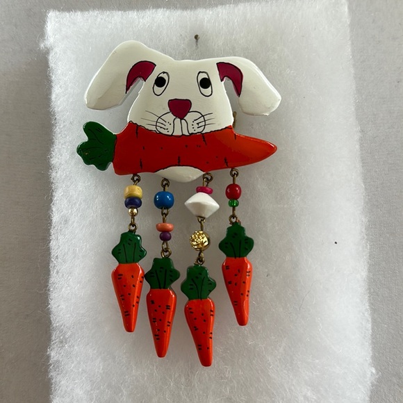 Whimsical Bunny with Carrots Pin - Picture 2 of 3